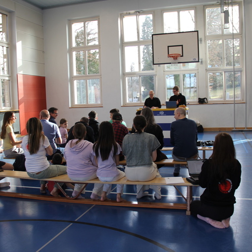 8zdjl-5edae2593cc5e32ee75441849c3dba76