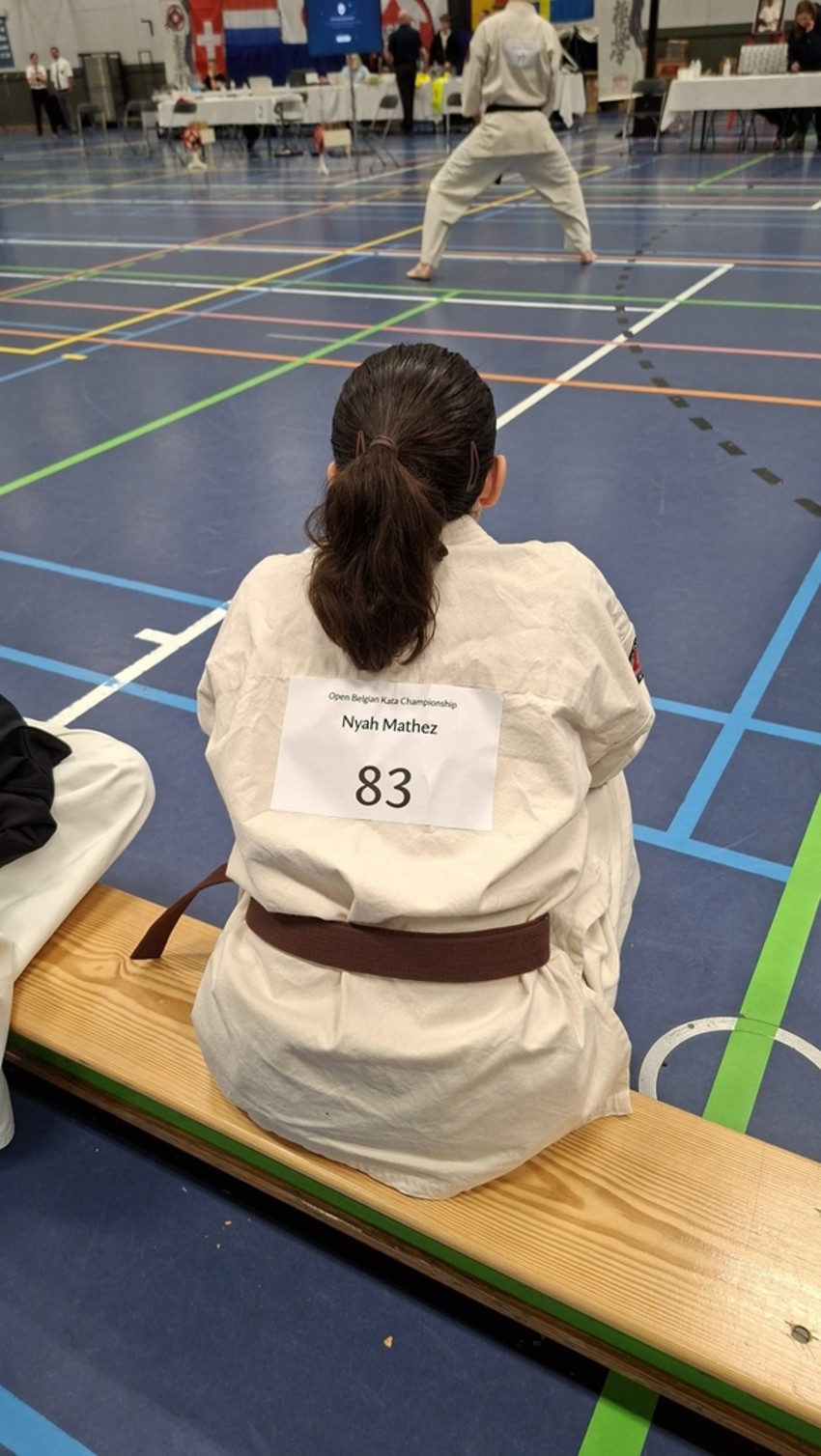 b6bc14da-c4c5-4cca-93bb-e9391c14be49-956edfee804459b629363e83933c0ebf