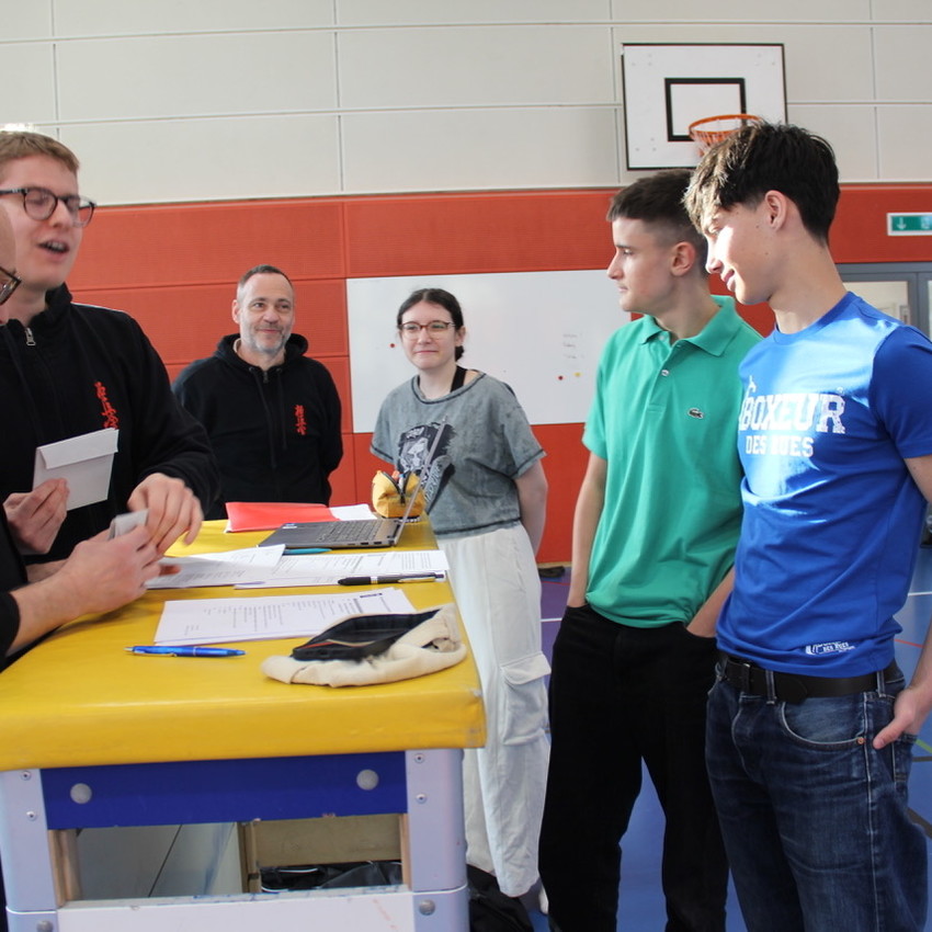 zhple-b1e7b358d2f922b91c30c095cae3f7b2